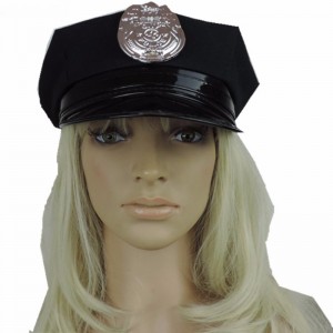 Los fabricantes venden gorras octogonales negras, sombreros con insignias, gorras de policía, sombreros personalizados para juegos de fiesta de Halloween